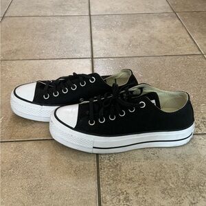 Converse Taylor All Star Lift Platform Size 6.5/7.5
